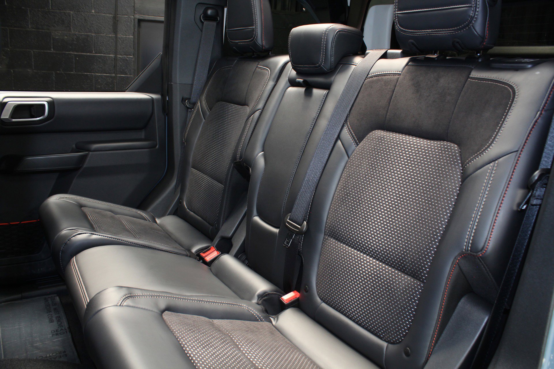 Used 2025 Ford Bronco Raptor w/ Interior Carbon Fiber Pack AWD/4WD image 57
