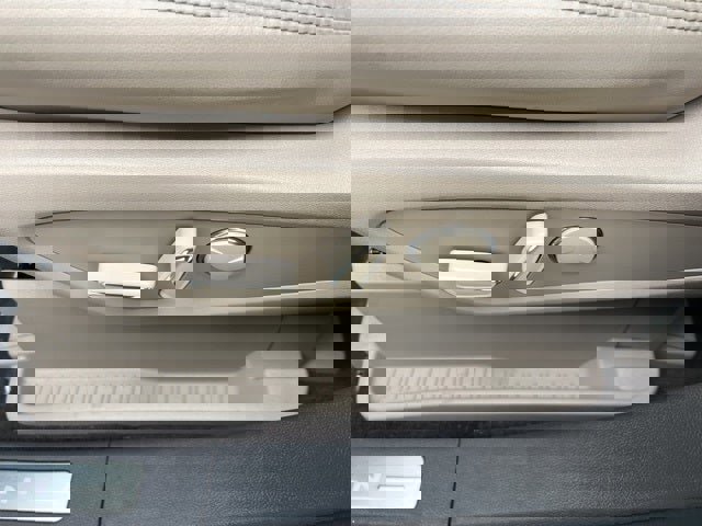 Used 2022 Lincoln Nautilus Reserve w/ Cargo Utility Package image 42