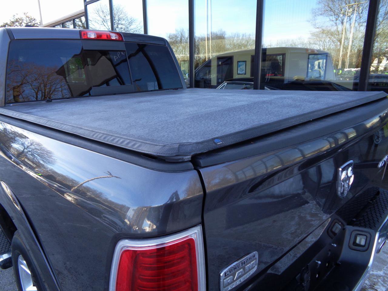 Used 2016 RAM 1500 Laramie Longhorn w/ Convenience Group image 9