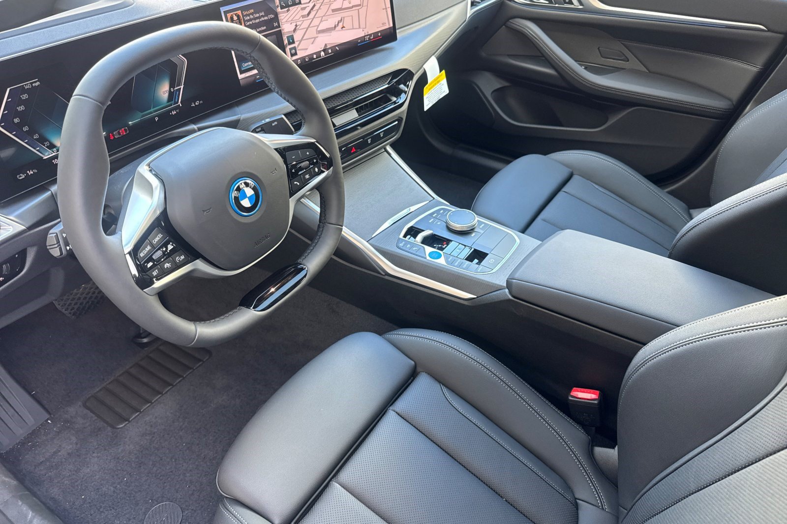 Used 2026 BMW i4 eDrive40 w/ Premium Package RWD image 4