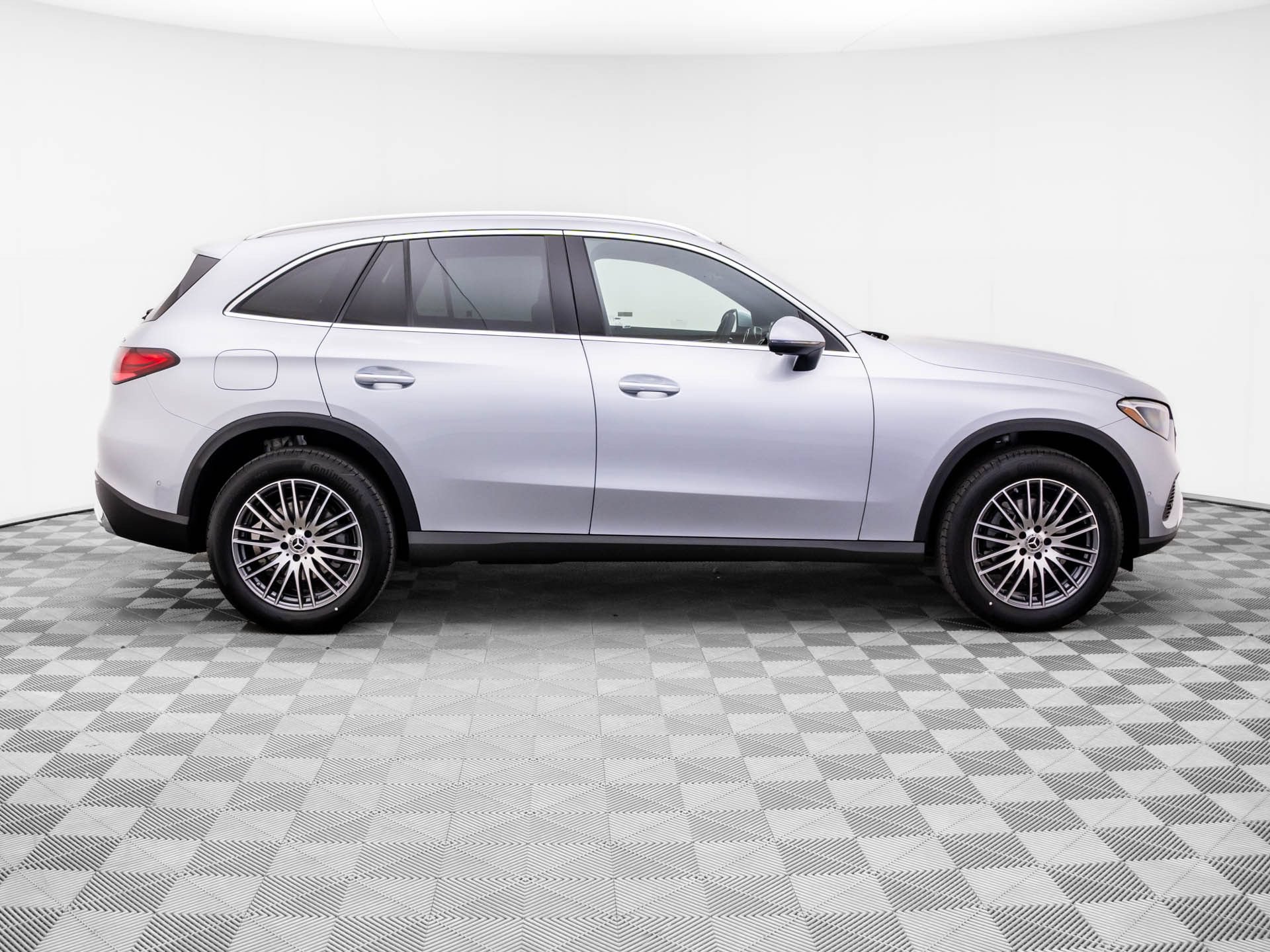 New 2026 Mercedes-Benz GLC 300 4MATIC image 6