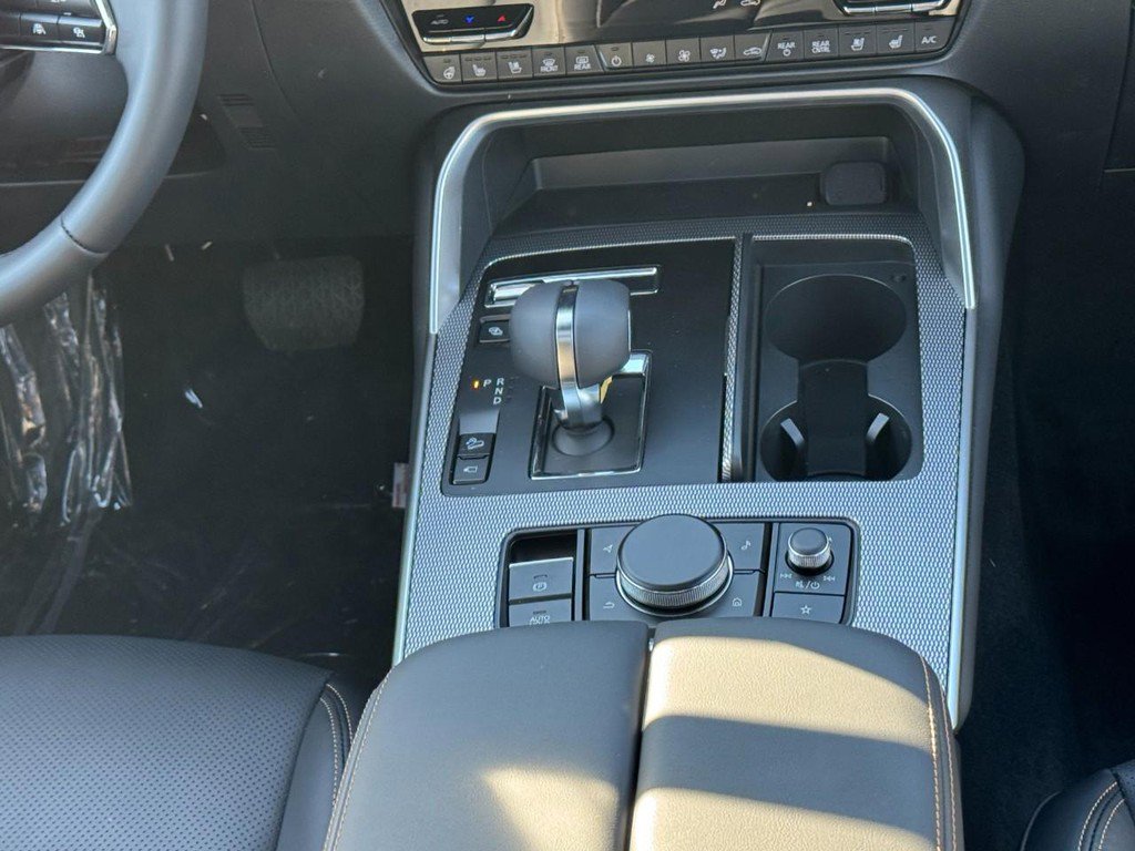 New 2026 MAZDA CX-90 Plug-In Hybrid w/ Premium Plus image 9