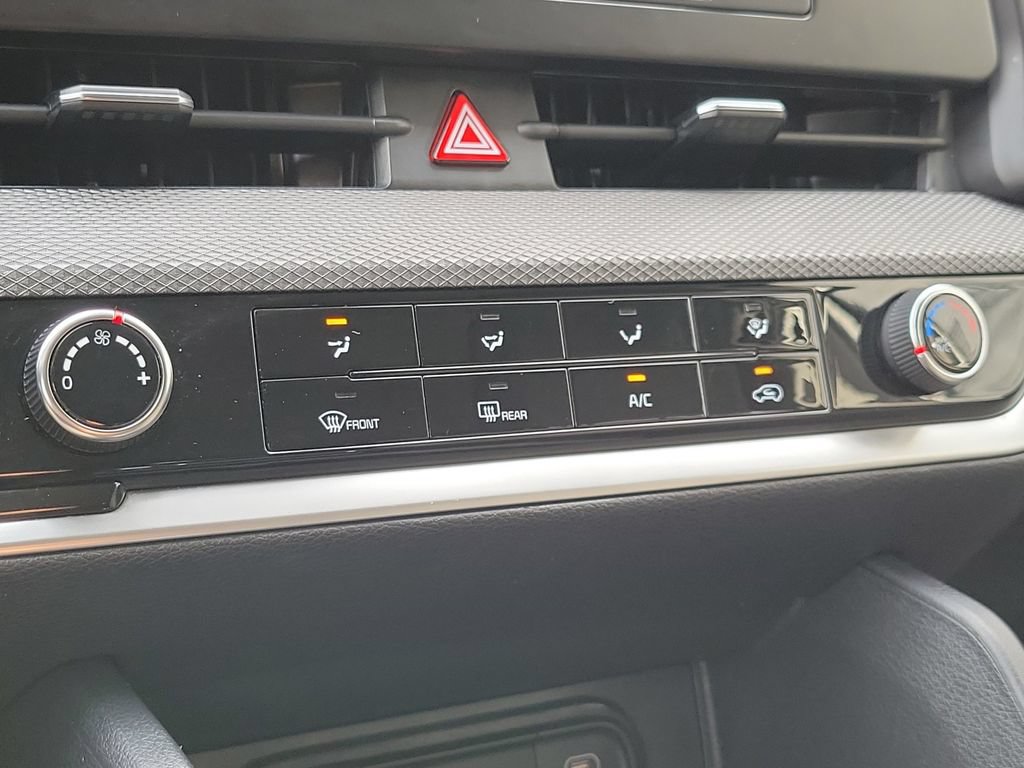 Used 2024 Kia Sportage LX FWD image 32