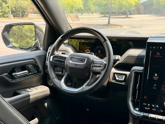 Used 2026 GMC Yukon Denali w/ Denali Reserve Package AWD/4WD image 20