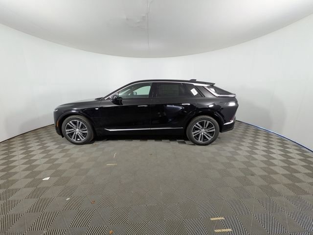 New 2026 Cadillac Lyriq Luxury image 18