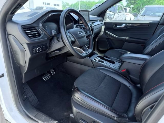 Used 2024 Ford Escape ST-Line Select AWD/4WD image 19