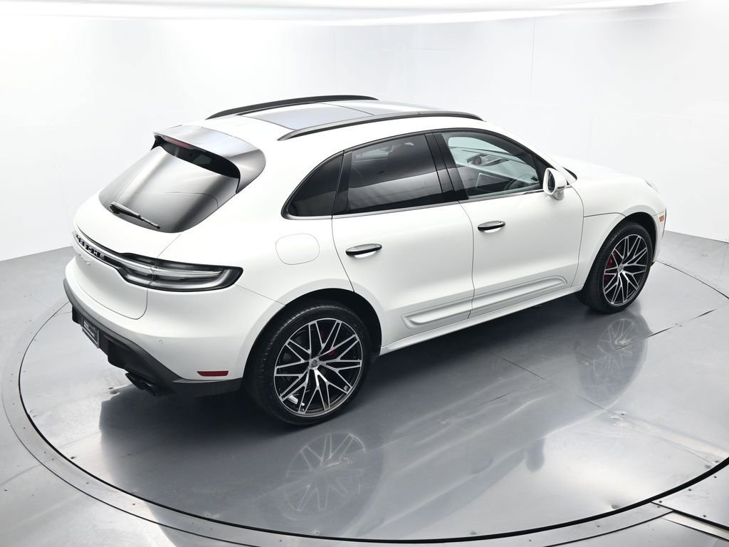 Certified 2023 Porsche Macan S AWD/4WD image 41