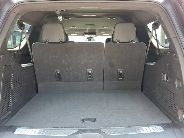 Used 2025 GMC Yukon XL Denali AWD/4WD image 30