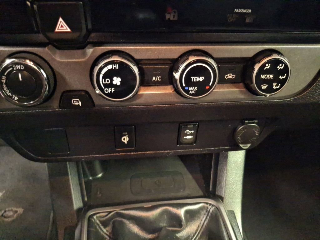 Used 2017 Toyota Tacoma TRD Off-Road w/ Tow Package image 26