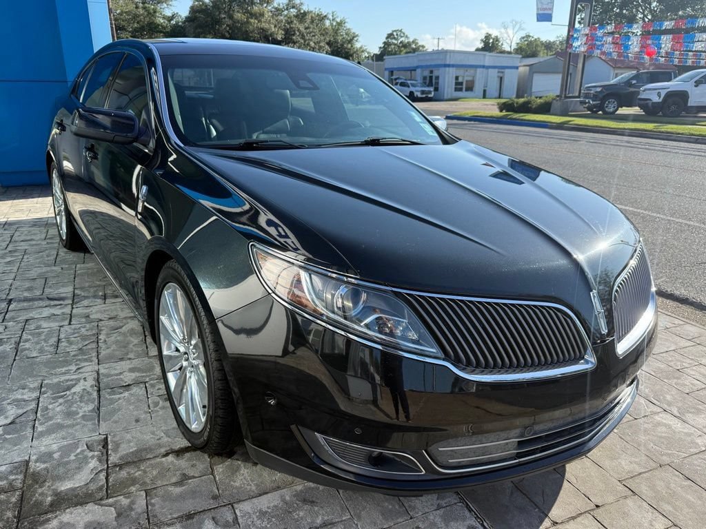 Used 2013 Lincoln MKS AWD image 4