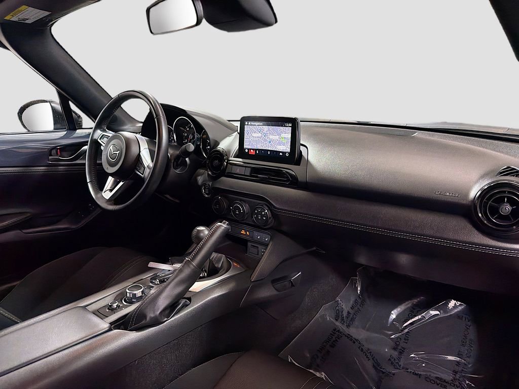 Used 2020 MAZDA MX-5 Miata Club RWD image 29