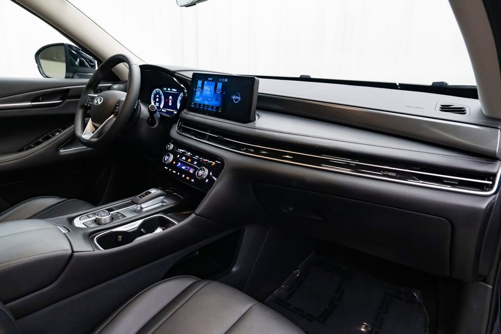 Used 2025 INFINITI QX60 Luxe image 32