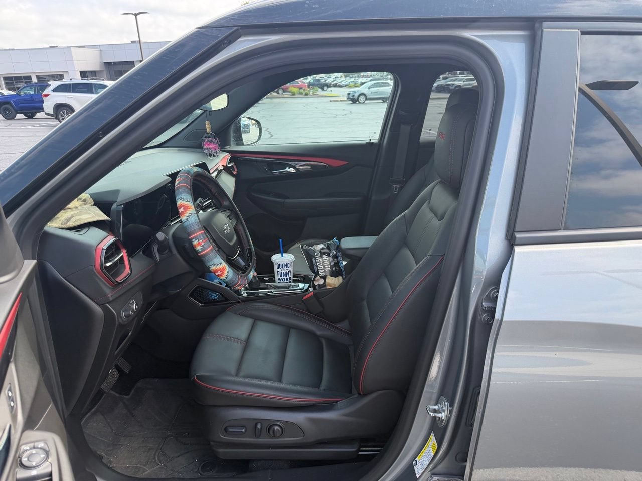 Used 2025 Chevrolet TrailBlazer RS AWD/4WD image 13