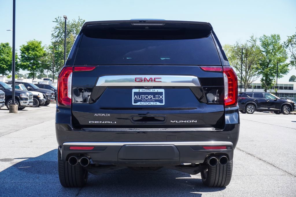 Used 2021 GMC Yukon Denali w/ Denali Premium Package image 32