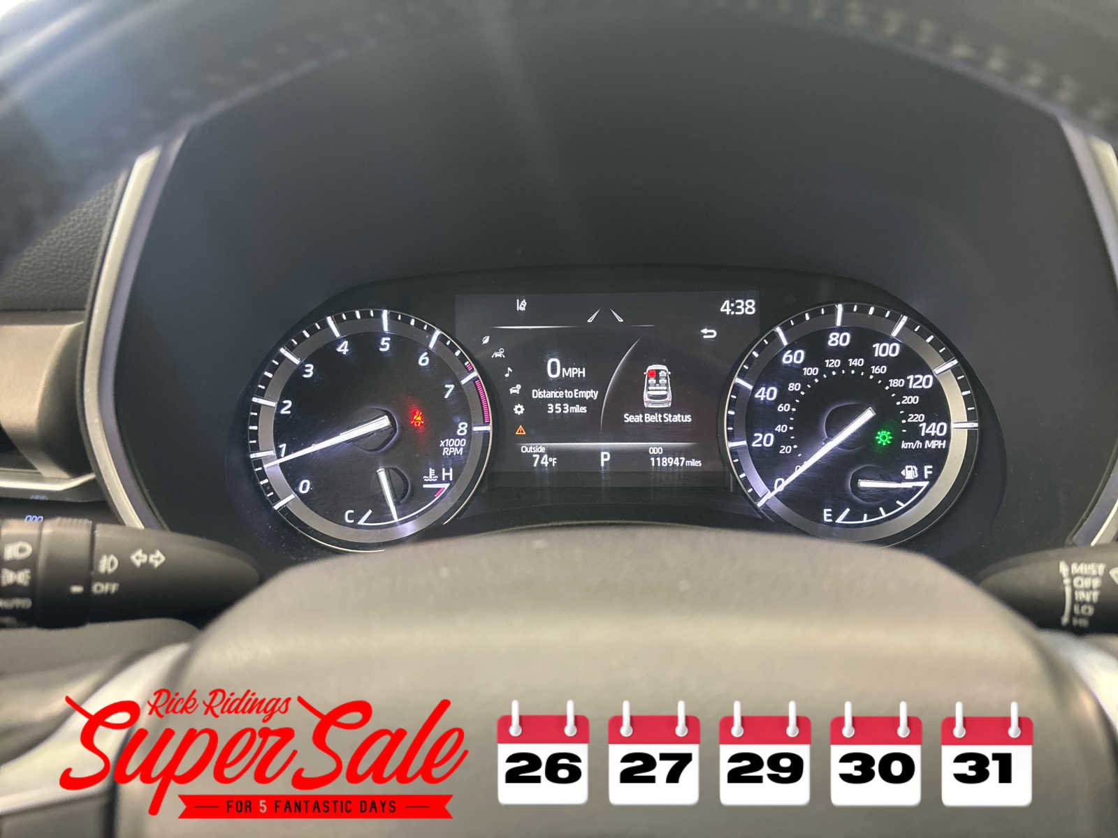 Used 2020 Toyota Highlander XLE image 33