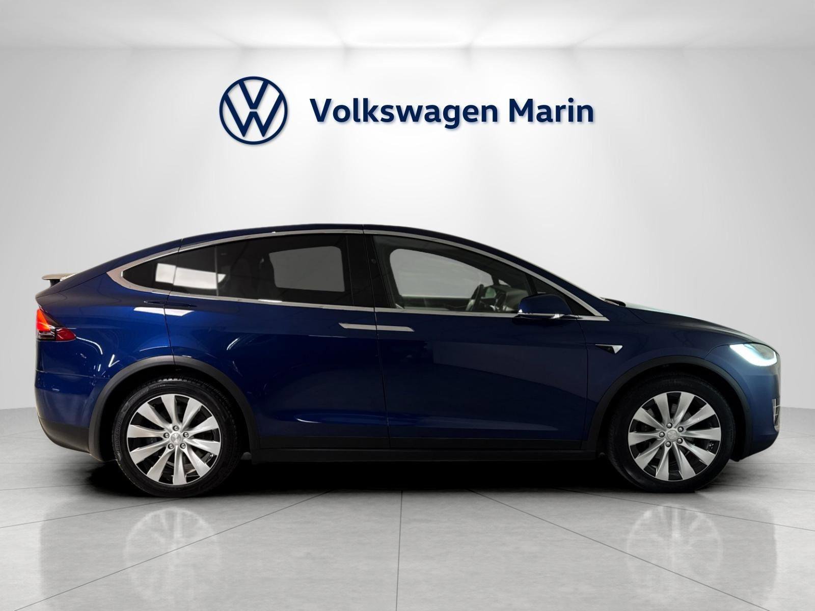 Used 2019 Tesla Model X 75D image 6