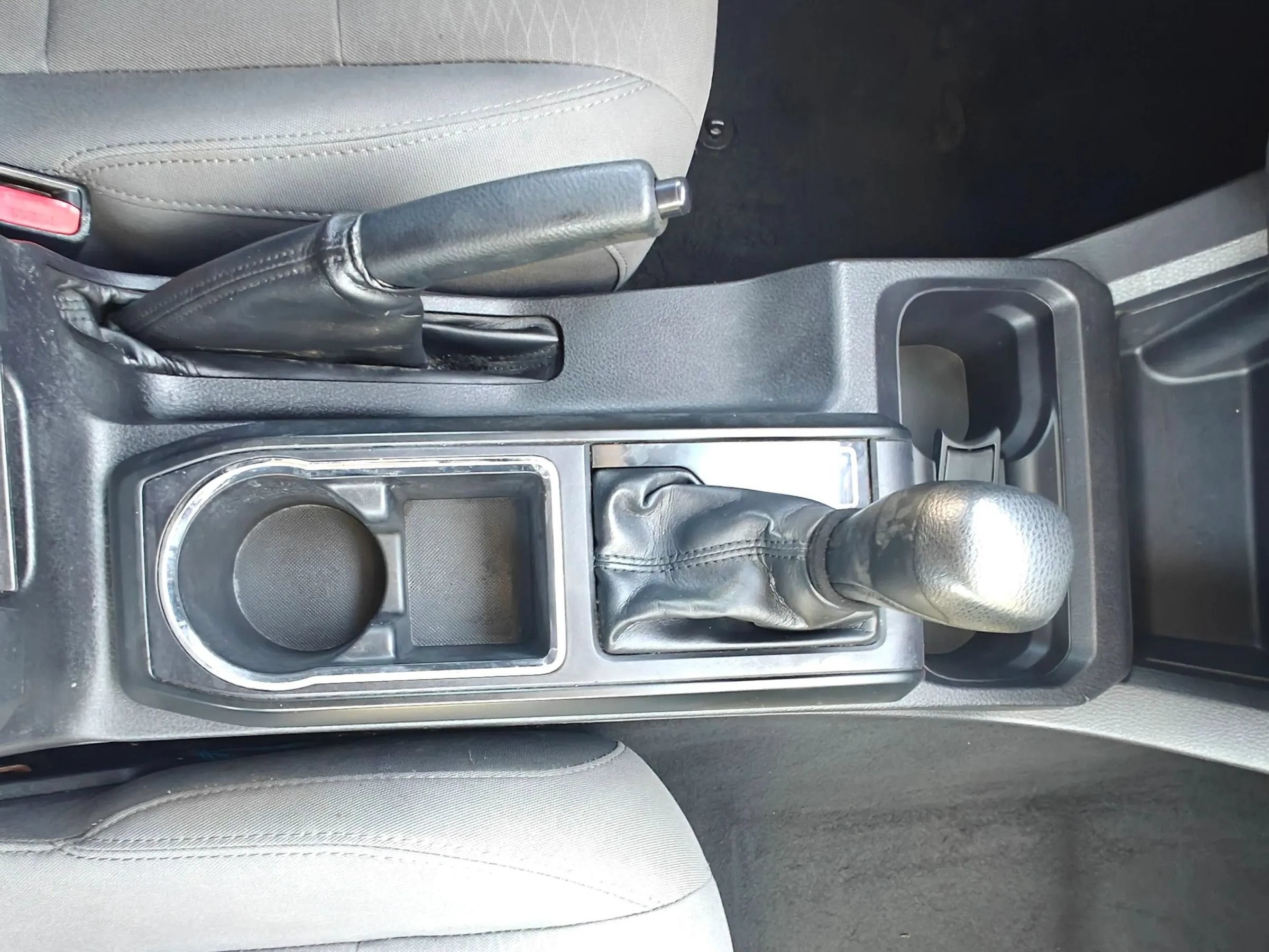 Used 2017 Toyota Tacoma SR RWD image 25