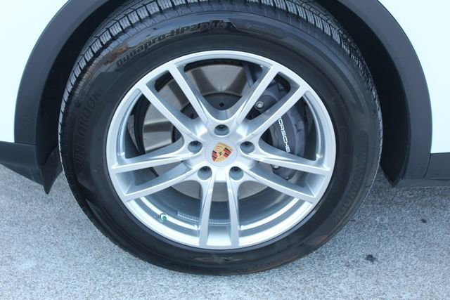 Certified 2025 Porsche Cayenne image 15