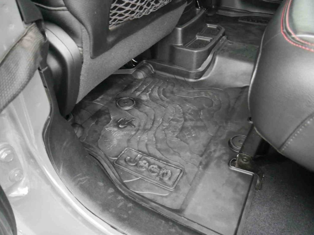 Used 2021 Jeep Wrangler Unlimited Rubicon image 17