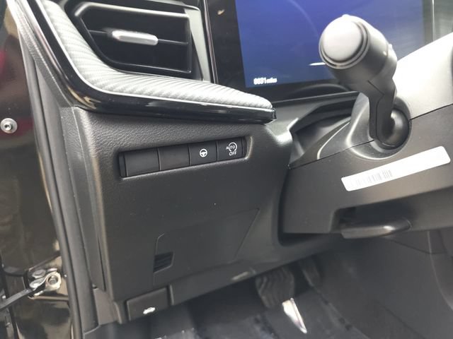 Used 2026 Nissan Kicks SR FWD image 38