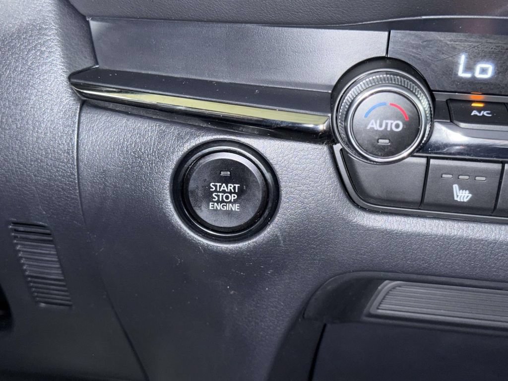 Used 2024 MAZDA CX-30 AWD 2.5 S w/ Premium Package image 27