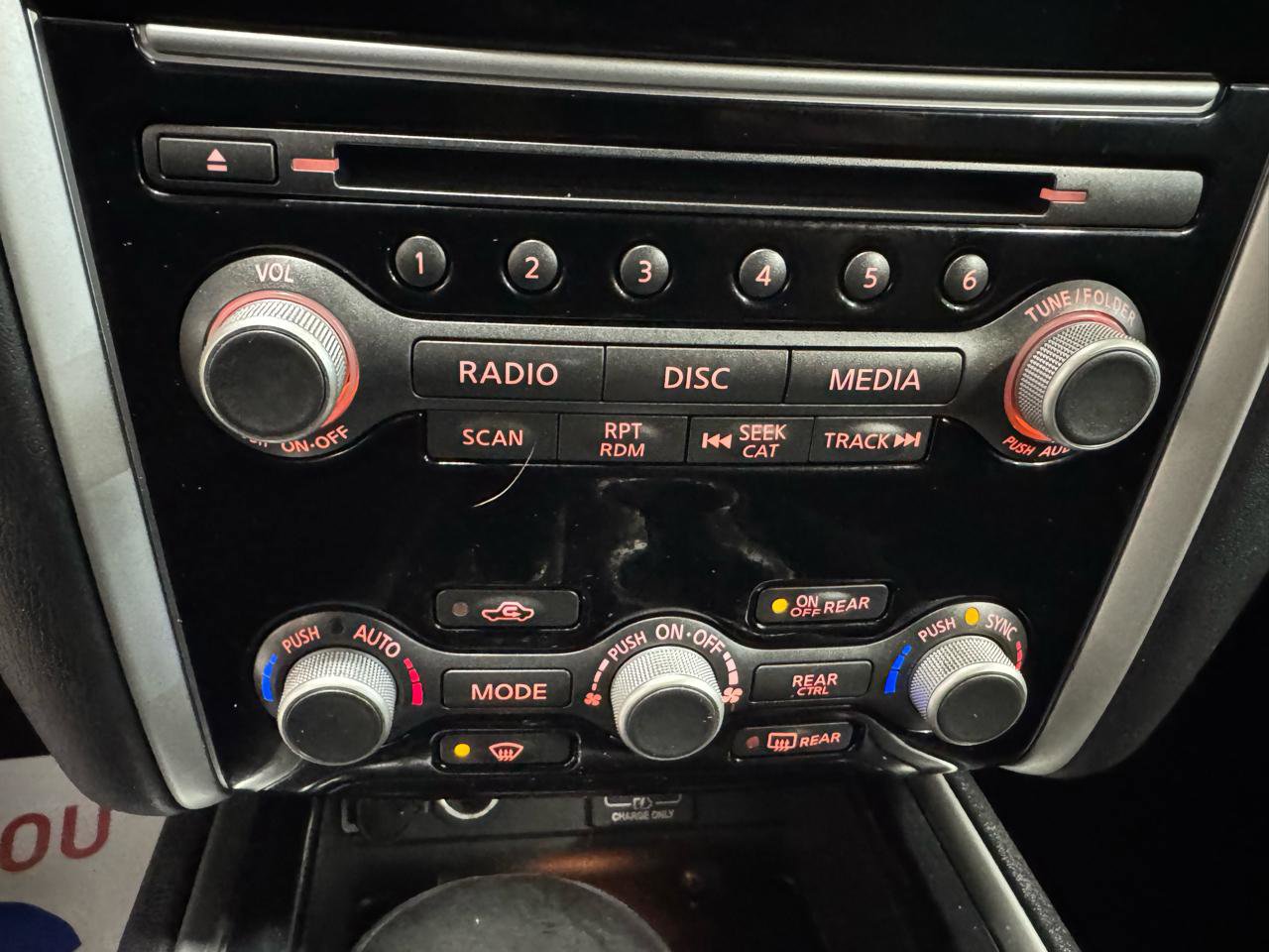 Used 2019 Nissan Pathfinder SV AWD/4WD image 26
