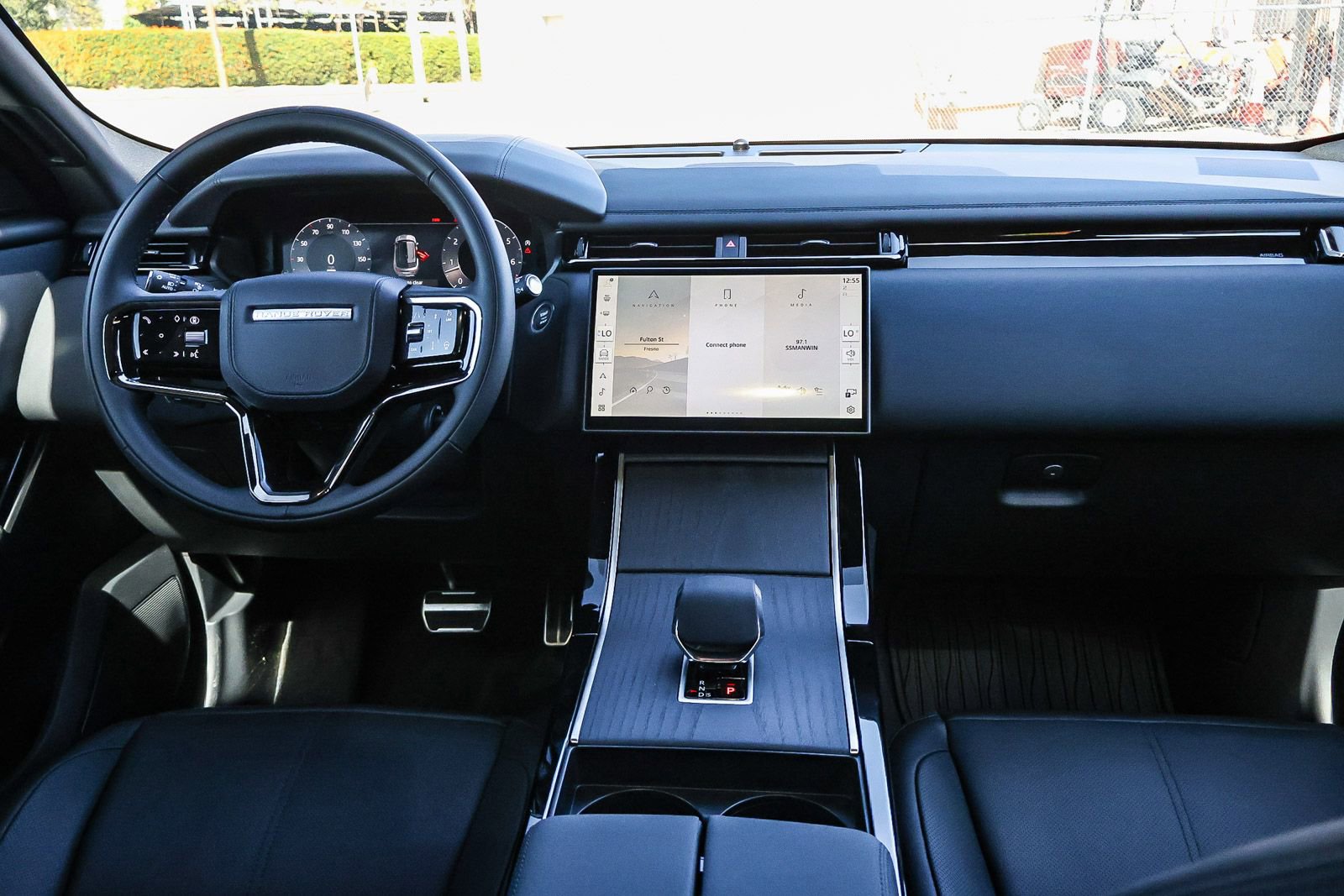 New 2026 Land Rover Range Rover Velar Dynamic SE image 20