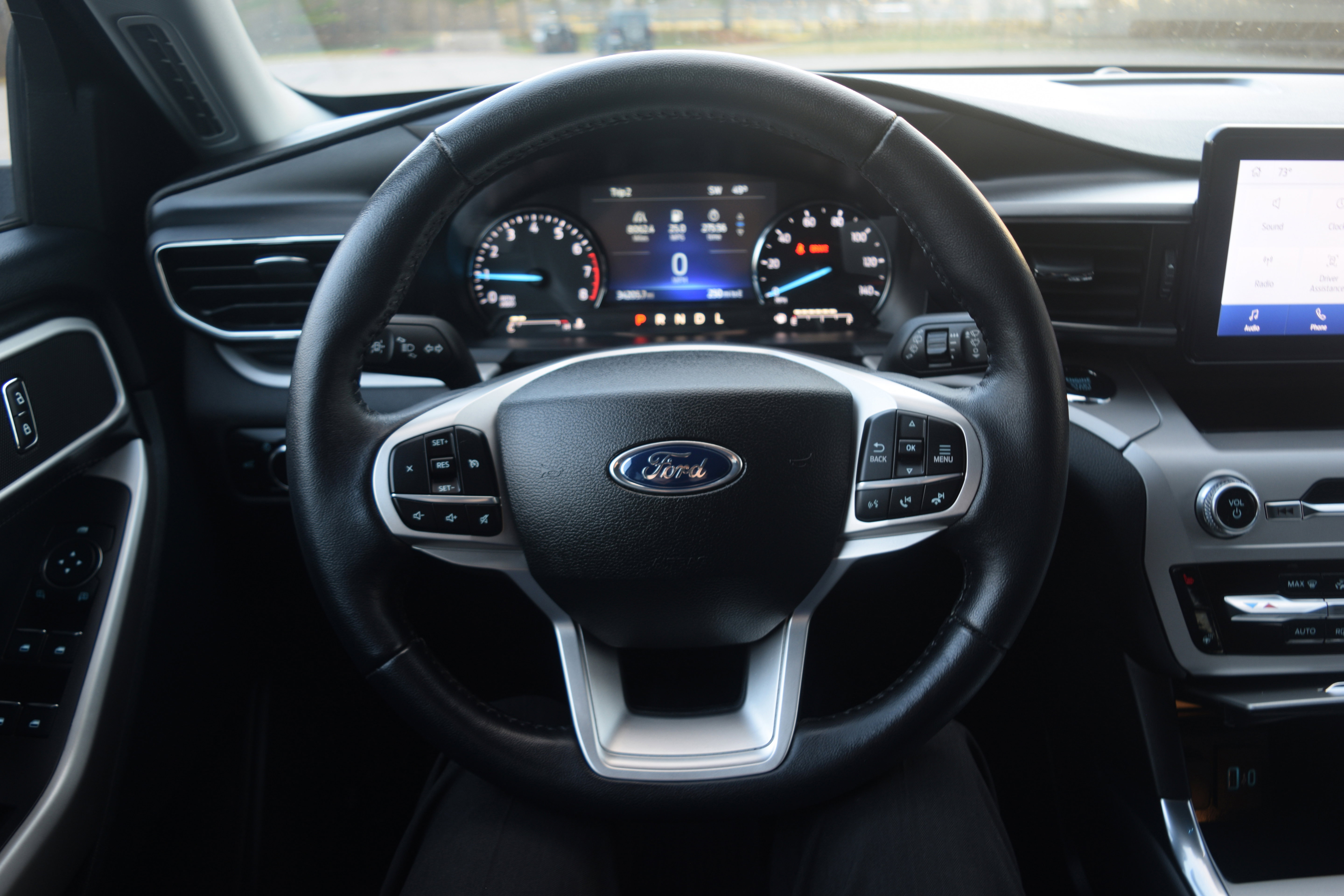 Used 2023 Ford Explorer XLT w/ Equipment Group 202A image 4