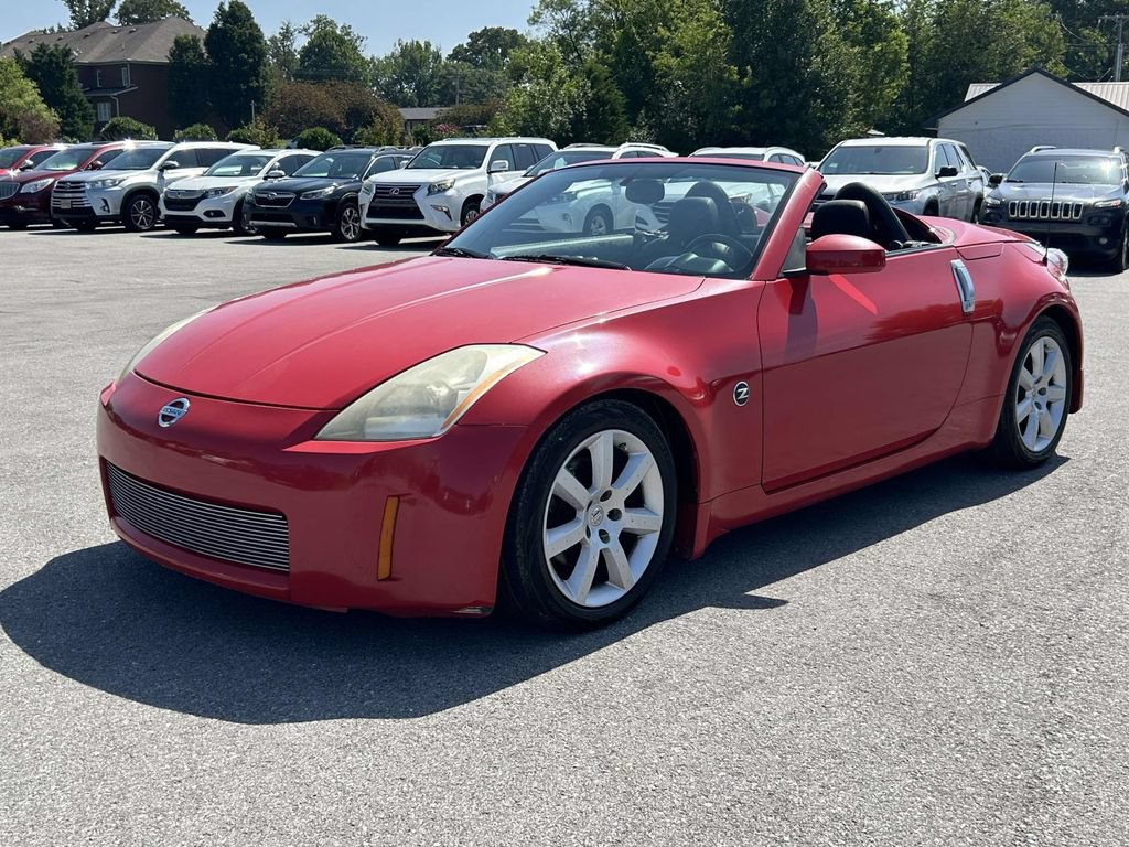 Used 2005 Nissan 350Z Touring RWD image 24