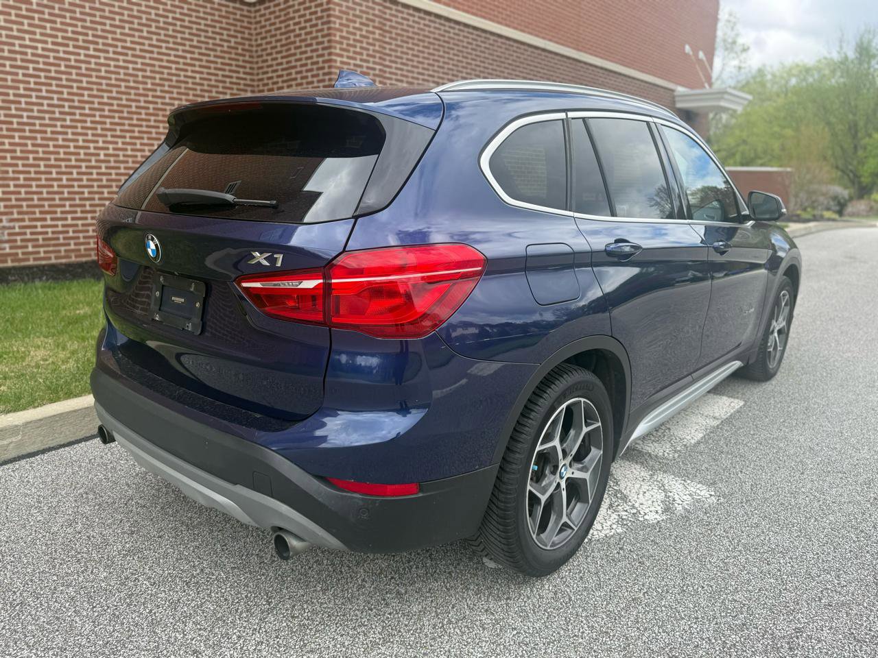 Used 2018 BMW X1 xDrive28i image 14