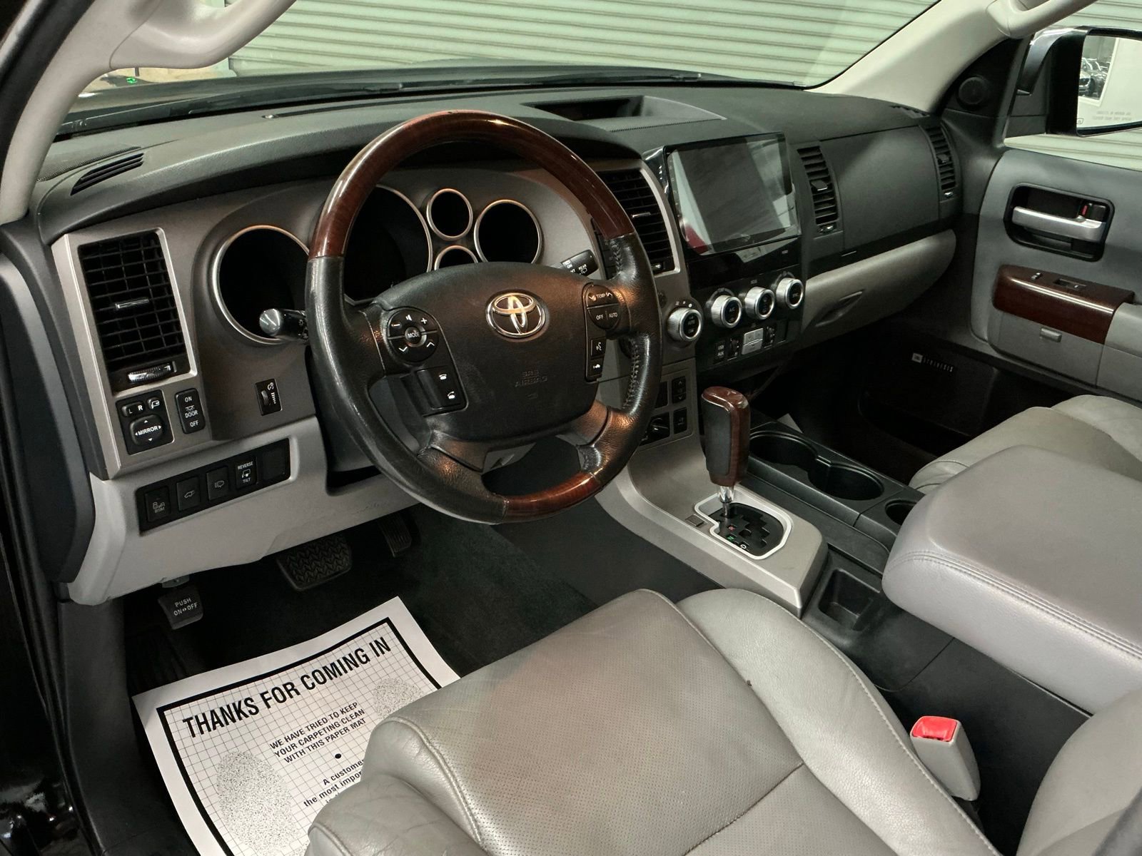 Used 2013 Toyota Sequoia Platinum w/ Preferred Accessory Pkg image 9