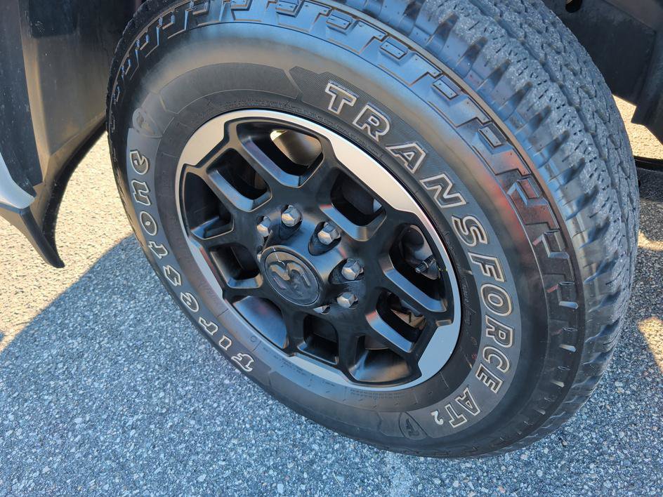 Used 2026 RAM 2500 Laramie AWD/4WD image 7