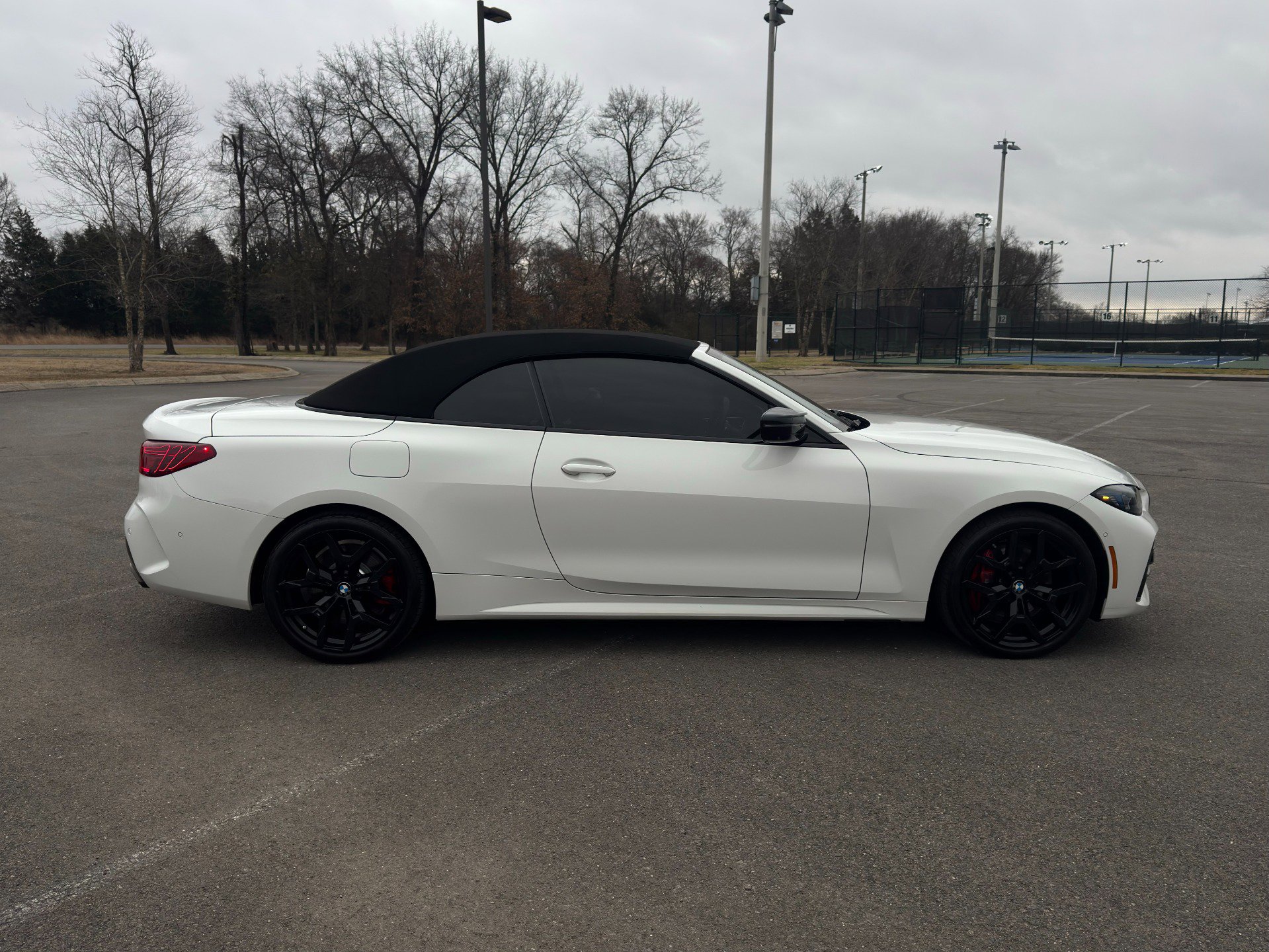 Used 2025 BMW 440i xDrive Convertible w/ Premium Package image 16
