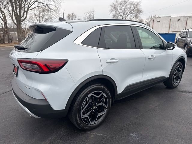 New 2026 Ford Escape Platinum w/ Premium Technology Package image 5