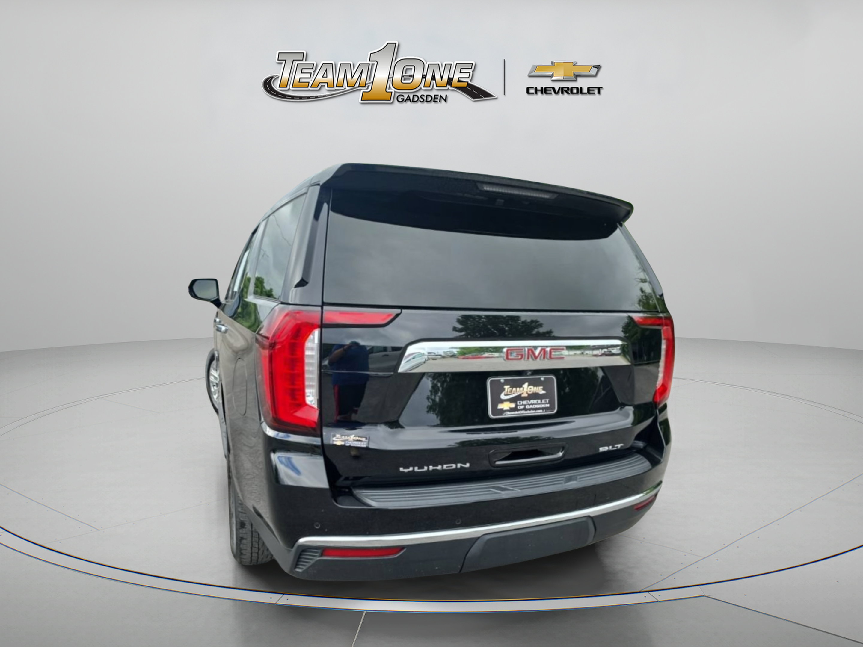 Used 2022 GMC Yukon SLT w/ SLT Premium Package RWD image 5