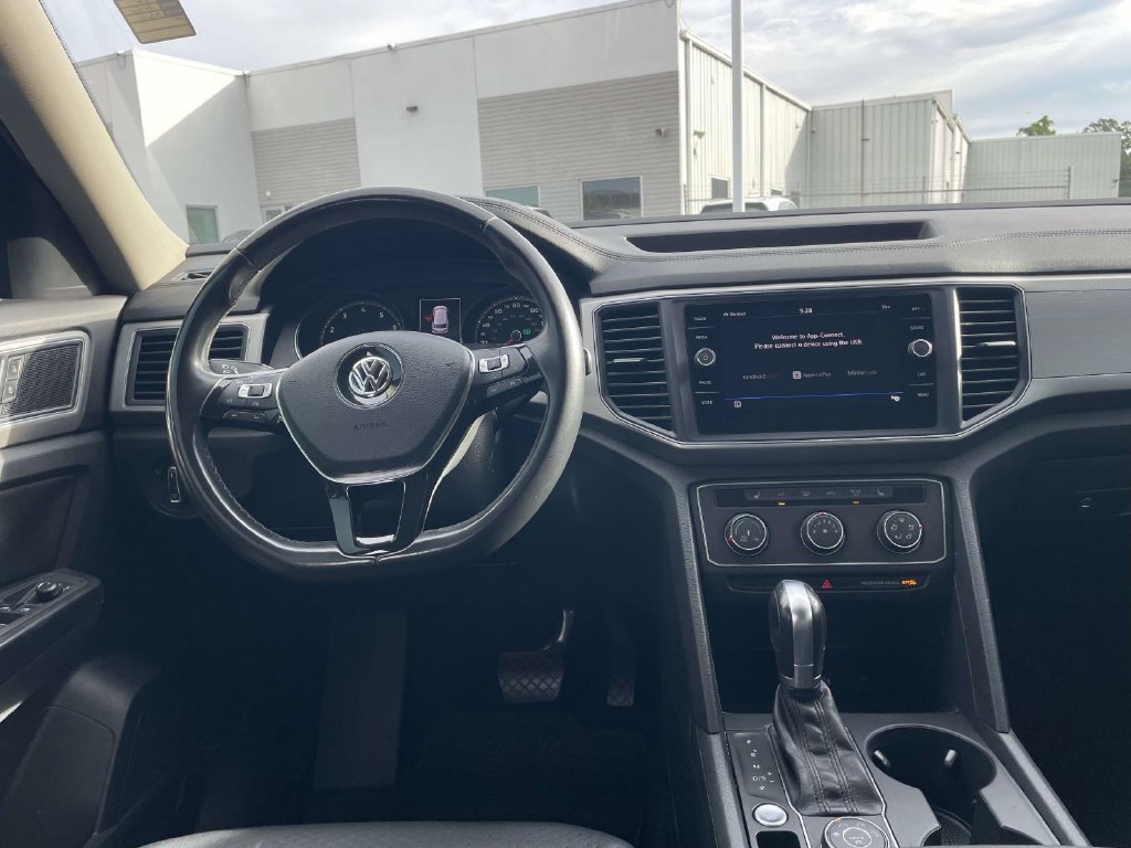 Used 2018 Volkswagen Atlas SE AWD/4WD image 16