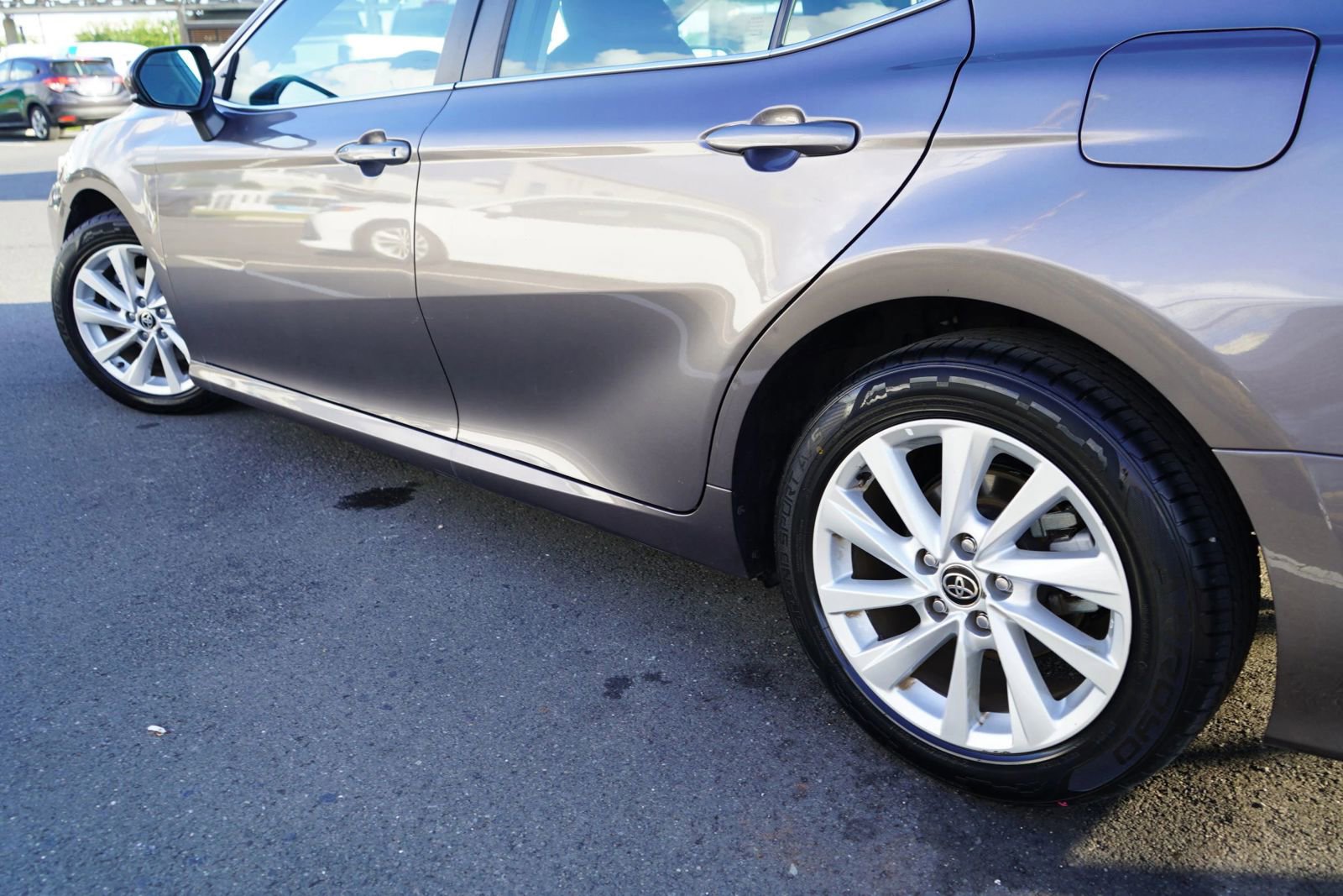 Used 2023 Toyota Camry LE FWD image 6