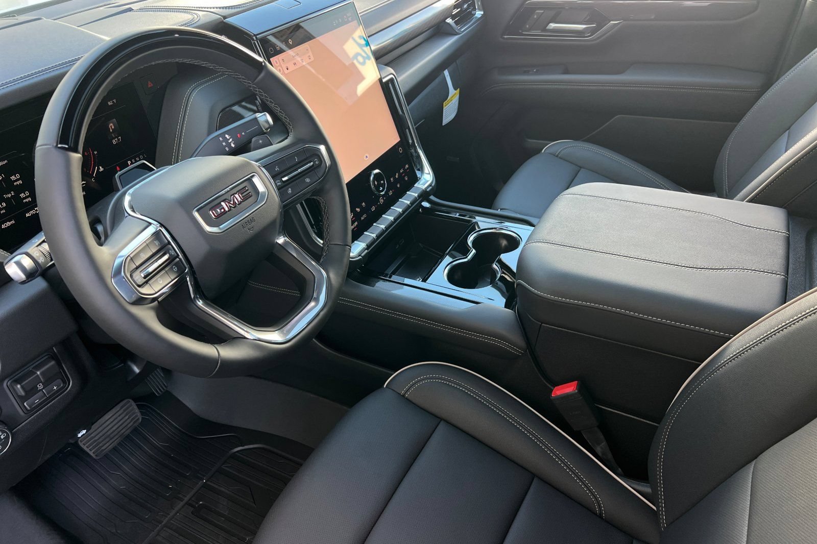 New 2026 GMC Yukon XL Elevation w/ Elevation Premium Package AWD/4WD image 8
