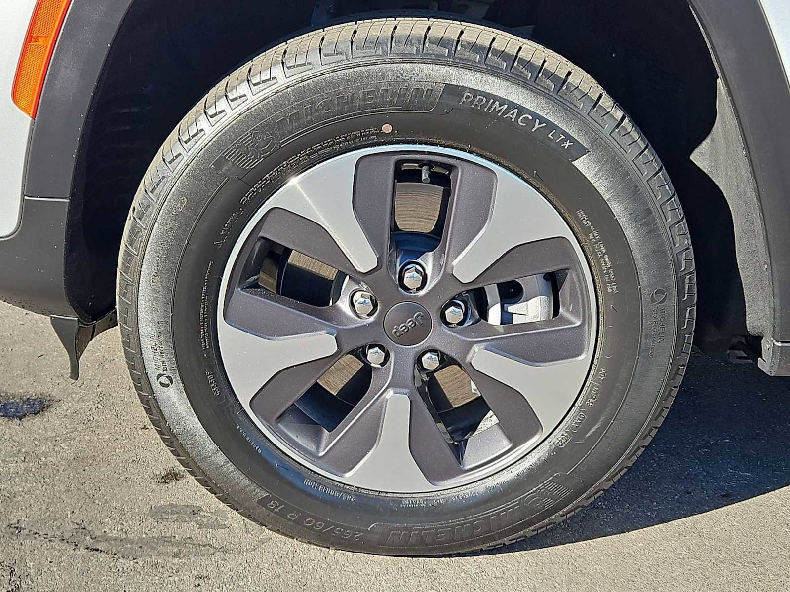 Used 2023 Jeep Grand Cherokee 4WD 4xe image 14