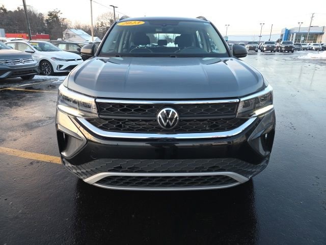 Used 2023 Volkswagen Taos S video 2