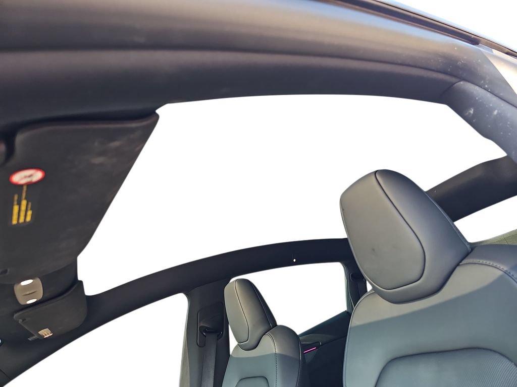 Used 2026 Tesla Model Y 2WD image 29
