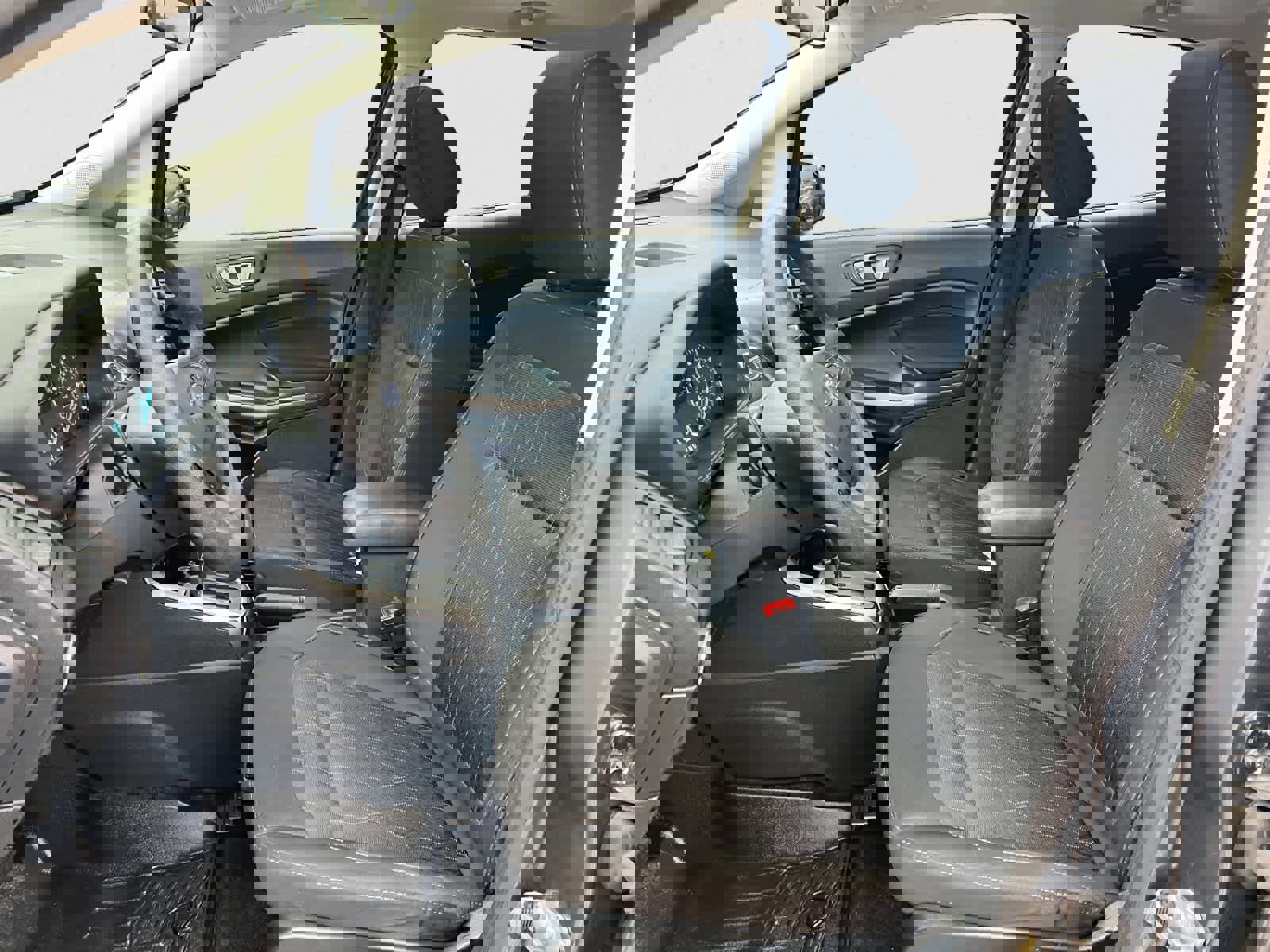 Used 2021 Ford EcoSport SE image 17