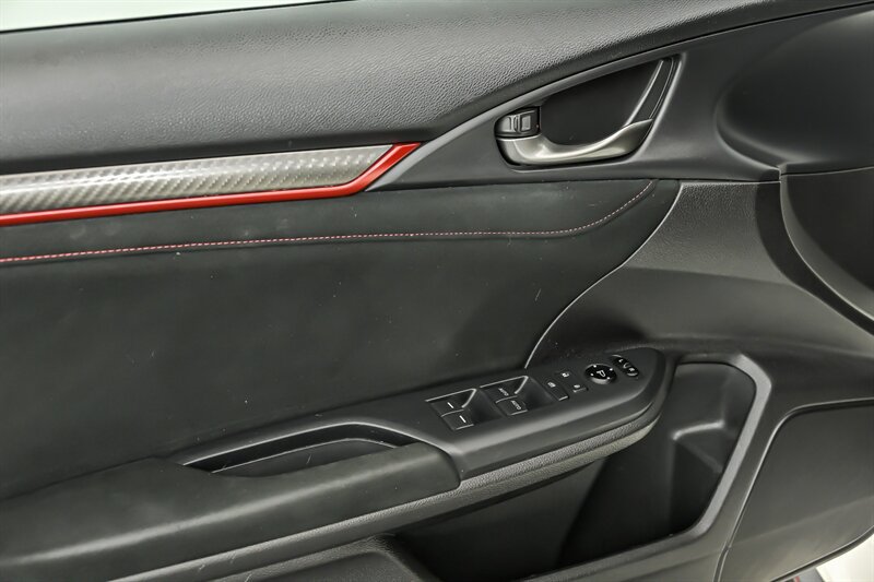 Used 2019 Honda Civic Type R image 13