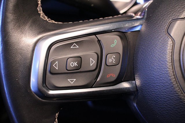 Used 2018 Jeep Wrangler Unlimited Sahara w/ Uconnect 4C Nav & Sound Group image 14