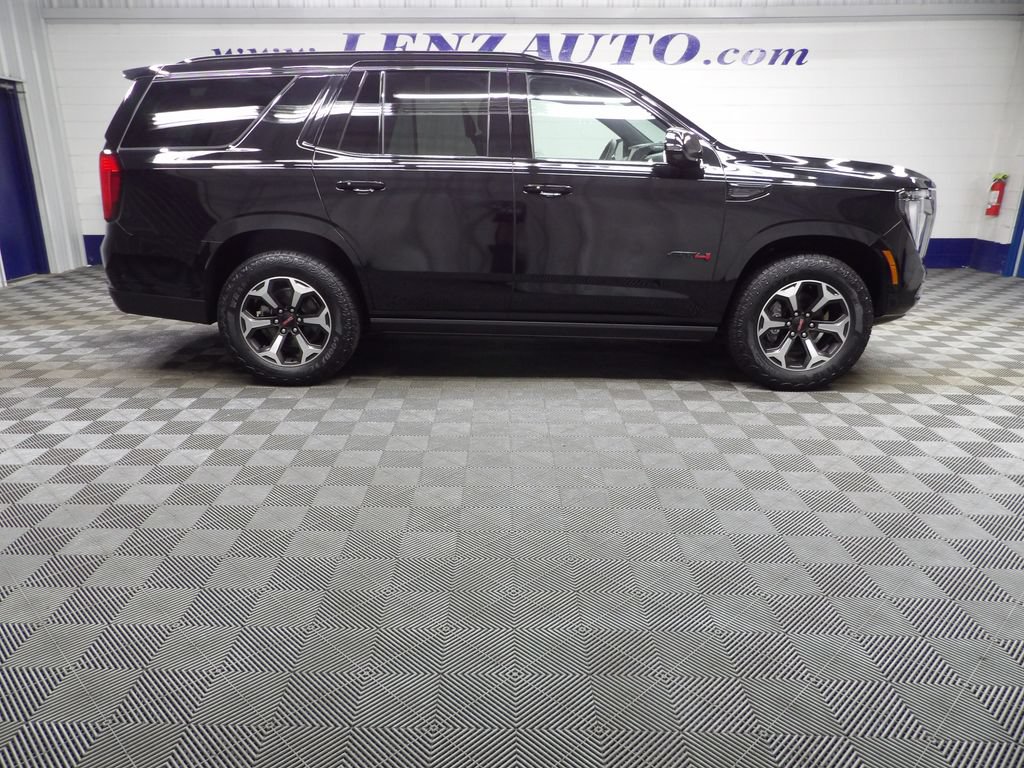 Used 2026 GMC Yukon AT4 Ultimate AWD/4WD image 3