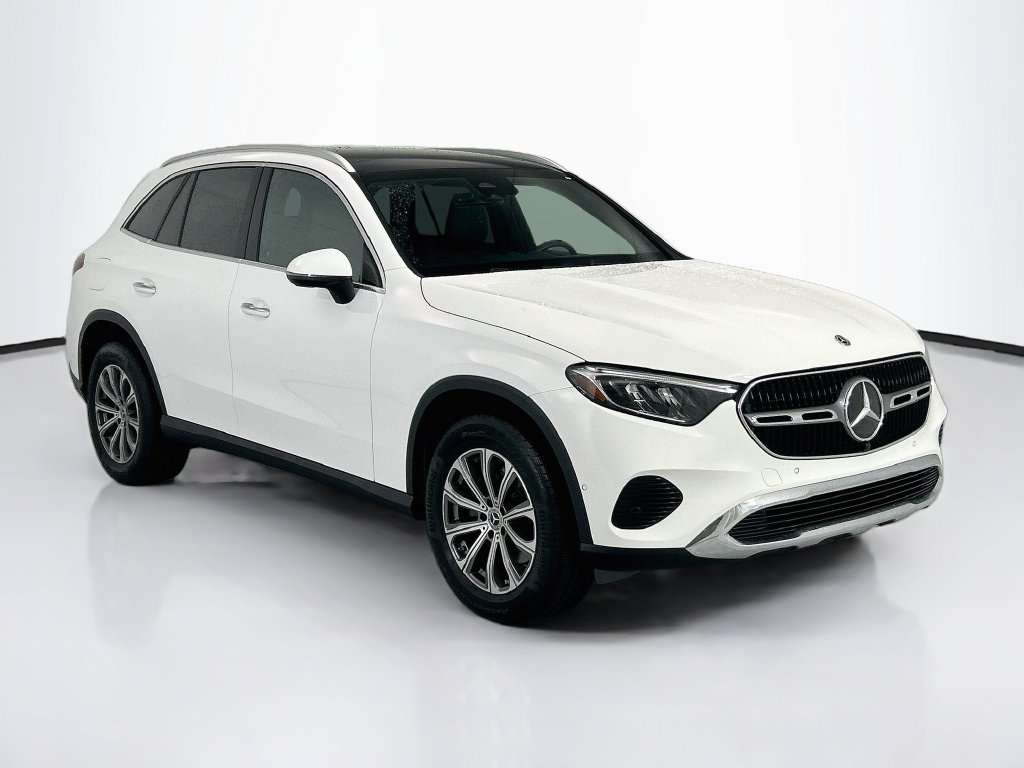 Certified 2026 Mercedes-Benz GLC 300 4MATIC image 3