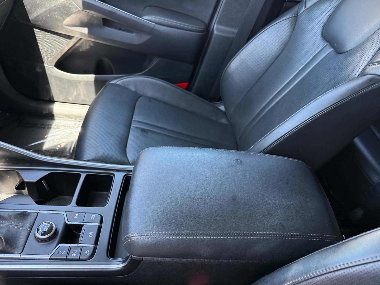 Used 2024 Kia Sorento S FWD image 14