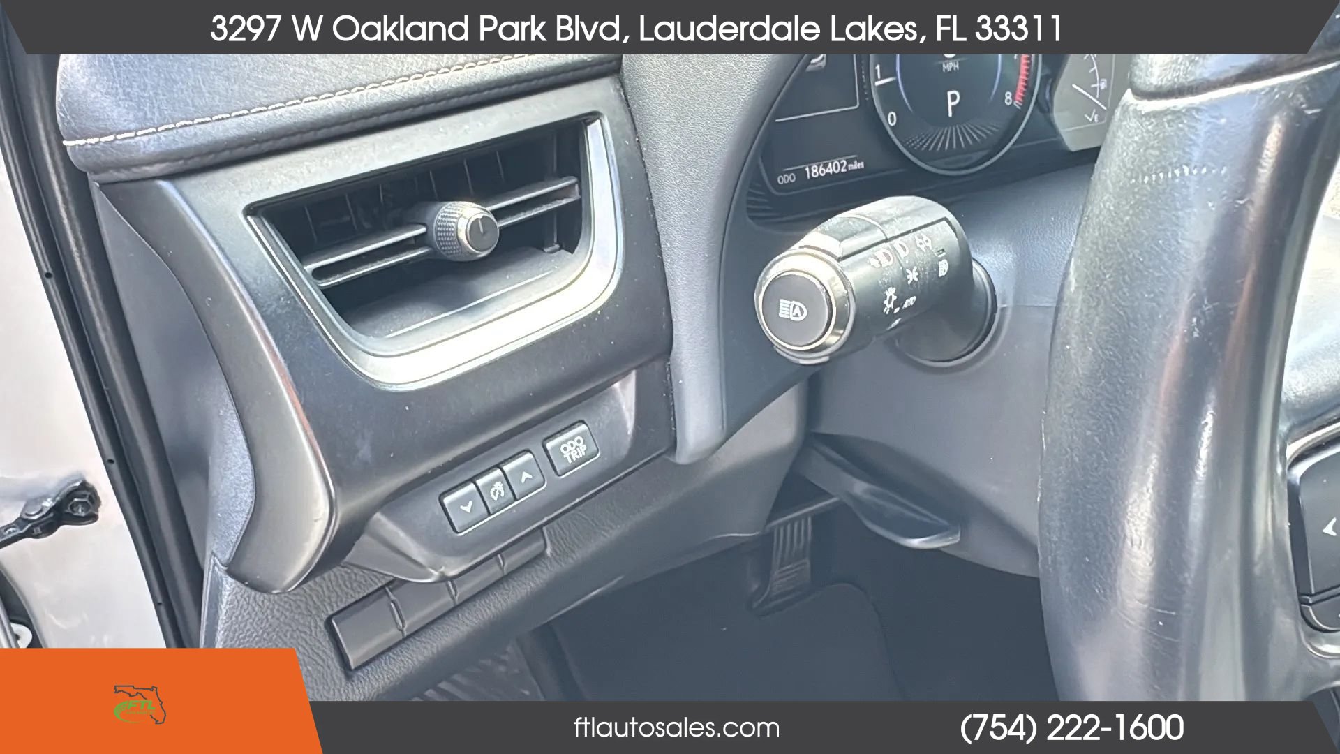 Used 2019 Lexus UX 200 w/ Premium Package FWD image 25