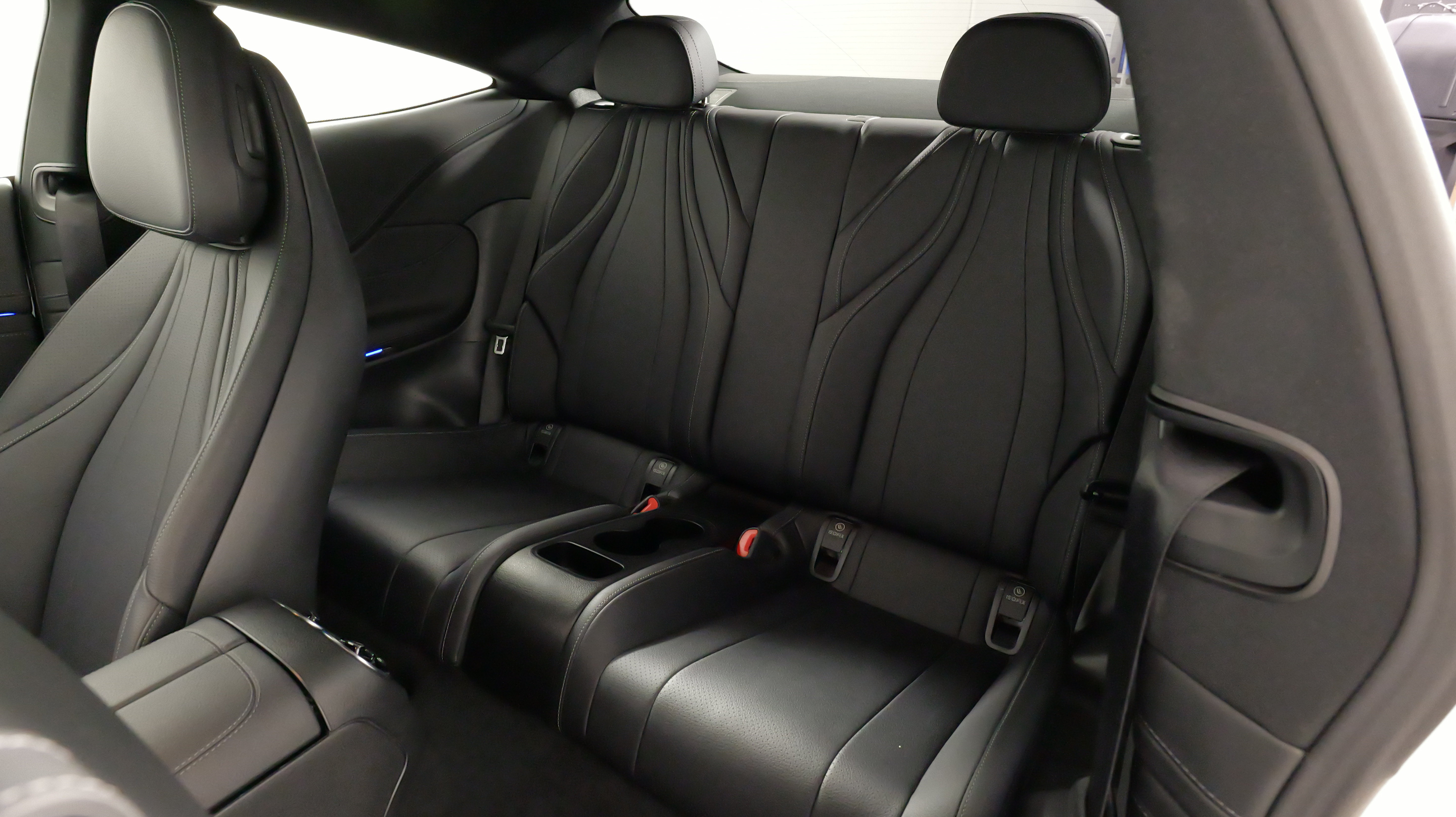 Used 2025 Mercedes-Benz CLE 300 4MATIC Coupe w/ AMG Line image 36