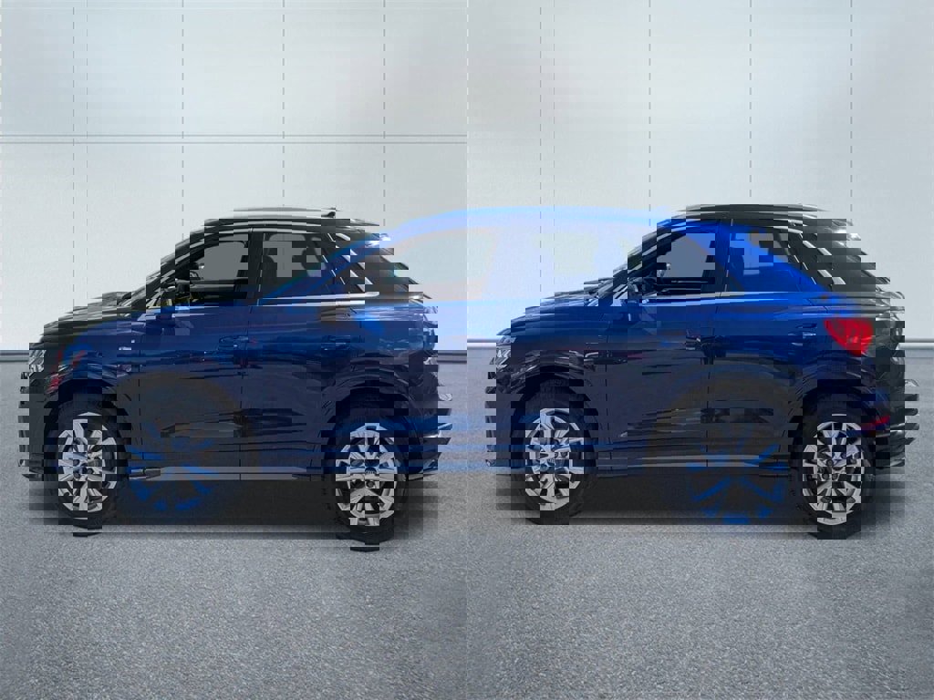 New 2025 Audi Q3 2.0T Premium image 6